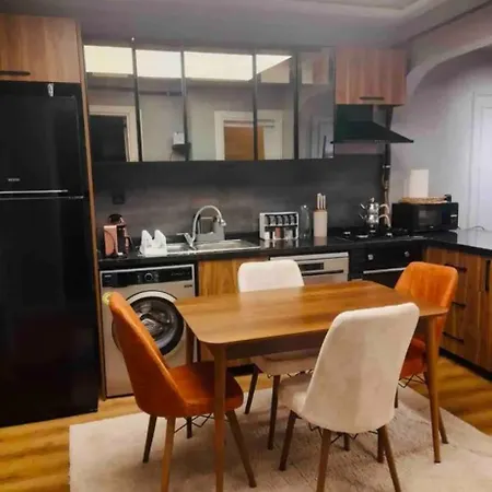 Appartement Nisantasi - Cevahir - Osmanbey Metro Lueks 4 Klimali 2 Banyolu *