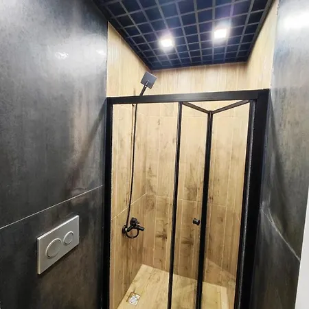 Nisantasi - Cevahir - Osmanbey Metro Lueks 4 Klimali 2 Banyolu Apartment