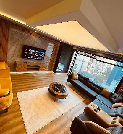 Nisantasi - Cevahir - Osmanbey Metro Lueks 4 Klimali 2 Banyolu اسطنبول