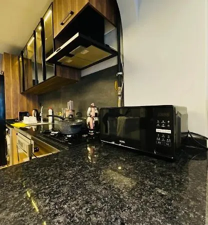 Apartment Nisantasi - Cevahir - Osmanbey Metro Lueks 4 Klimali 2 Banyolu *