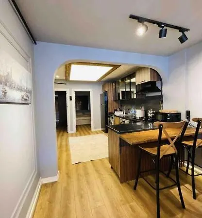 Nisantasi - Cevahir - Osmanbey Metro Lueks 4 Klimali 2 Banyolu اسطنبول