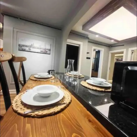 Nisantasi - Cevahir - Osmanbey Metro Lueks 4 Klimali 2 Banyolu * اسطنبول