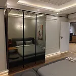 Nisantasi - Cevahir - Osmanbey Metro Lueks 4 Klimali 2 Banyolu Provincia di Istanbul